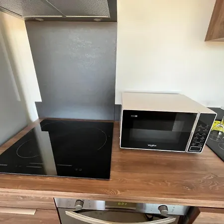 T1 Proche Aeroport Et Apartment