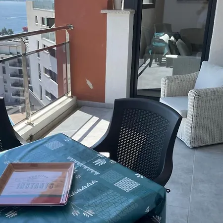 T1 Proche Aeroport Et